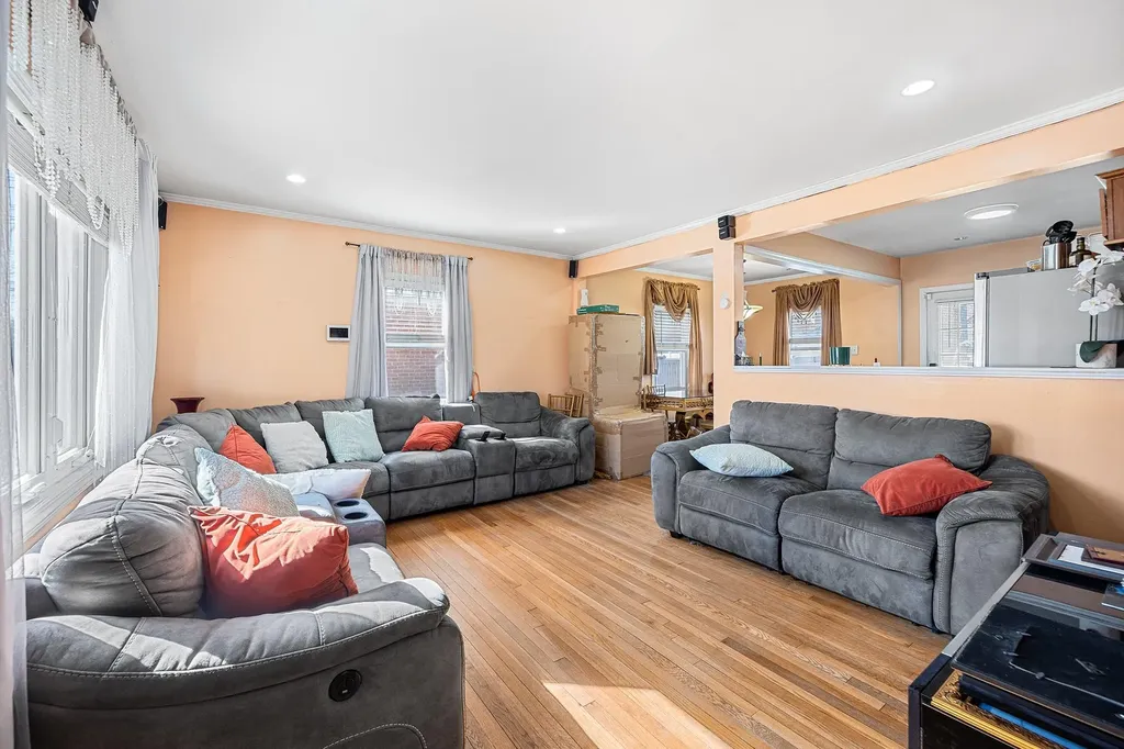 44 Mount Joy Avenue Freeport NY 11520