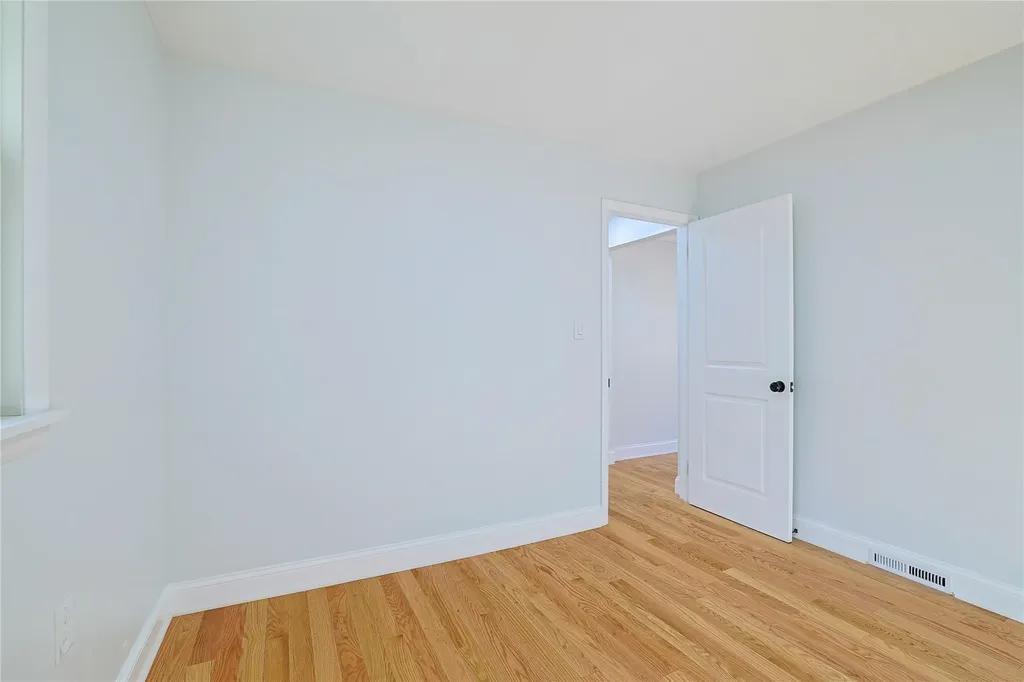 10 Rogers Road Hyde Park NY 12538
