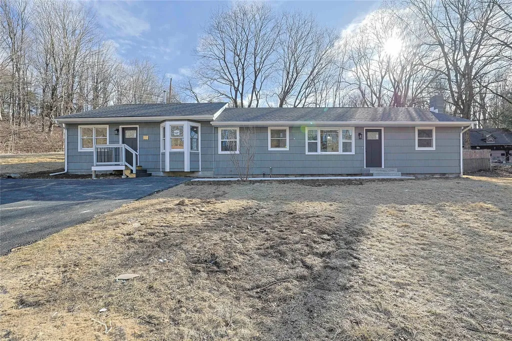 10 Rogers Road Hyde Park NY 12538