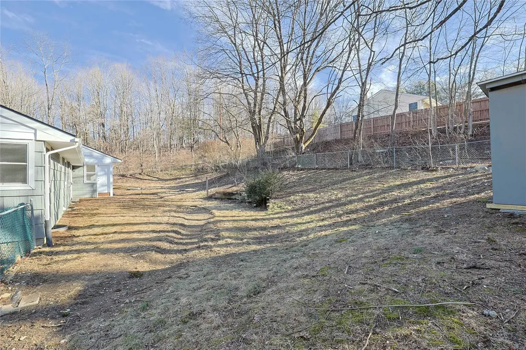 10 Rogers Road Hyde Park NY 12538