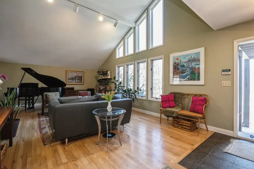 14 Stonehedge Drive Poughkeepsie NY 12603