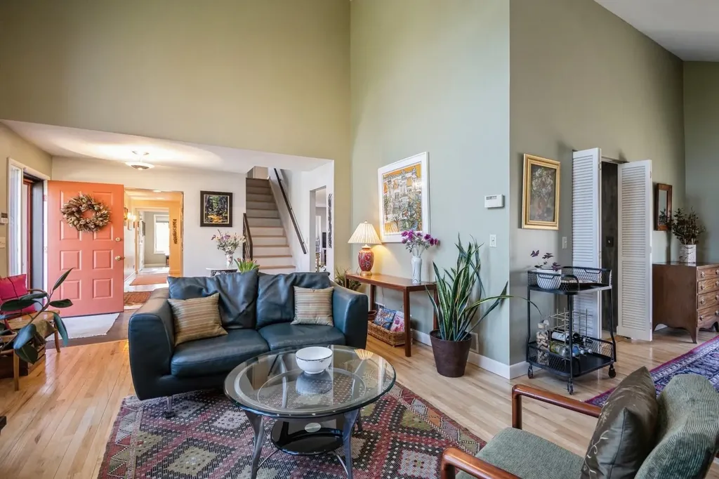 14 Stonehedge Drive Poughkeepsie NY 12603