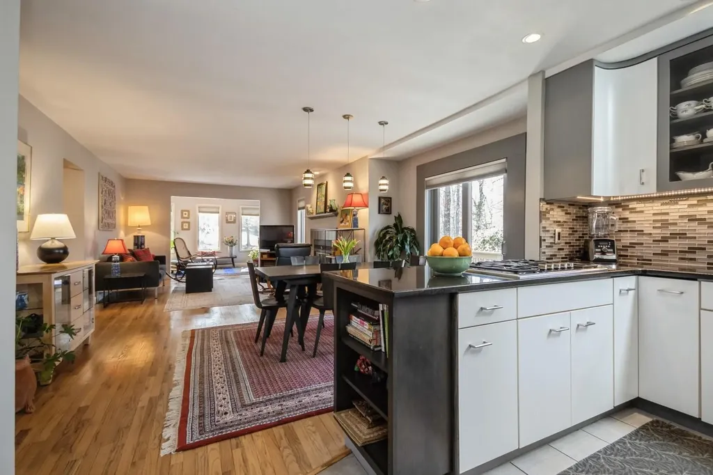 14 Stonehedge Drive Poughkeepsie NY 12603