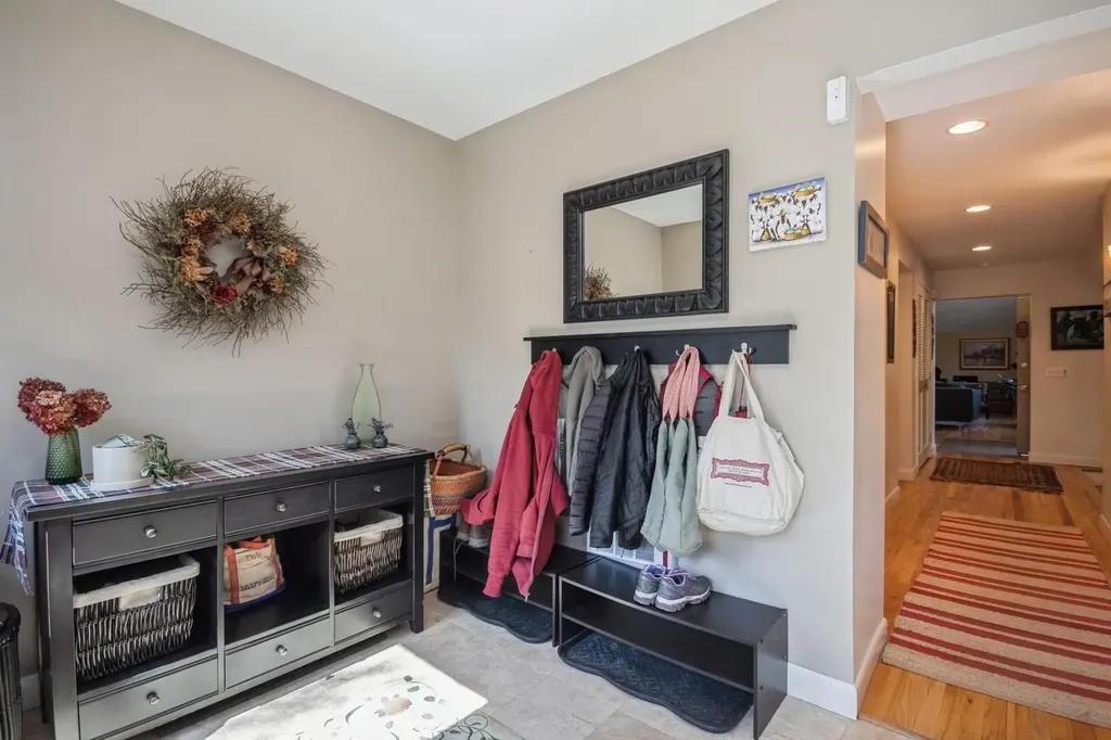 14 Stonehedge Drive Poughkeepsie NY 12603