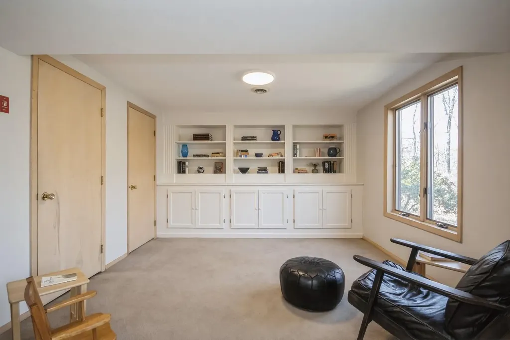 14 Stonehedge Drive Poughkeepsie NY 12603