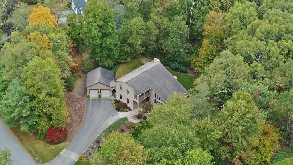 14 Stonehedge Drive Poughkeepsie NY 12603