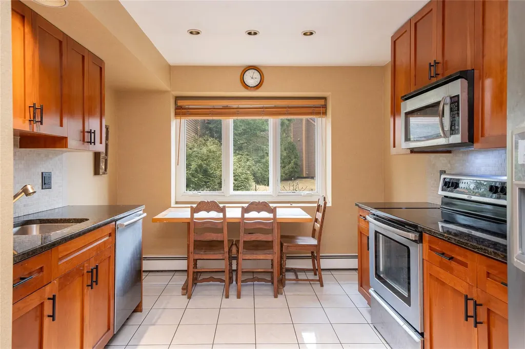 1010 Eagle Bay Drive Ossining NY 10562