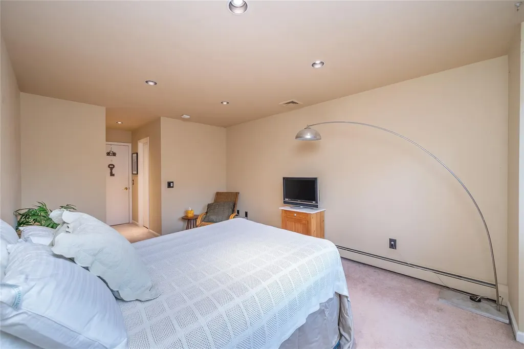 1010 Eagle Bay Drive Ossining NY 10562