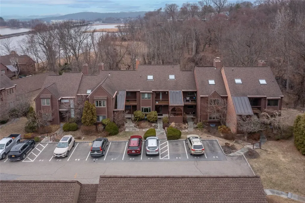 1010 Eagle Bay Drive Ossining NY 10562