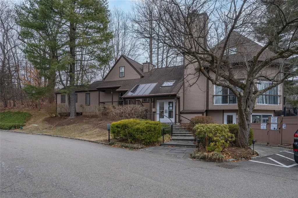 1010 Eagle Bay Drive Ossining NY 10562