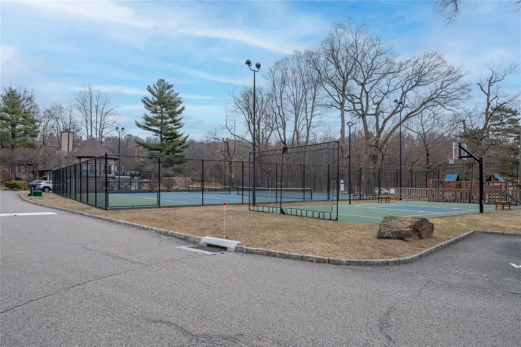 1010 Eagle Bay Drive Ossining NY 10562