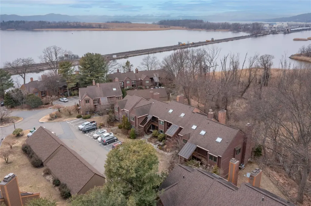 1010 Eagle Bay Drive Ossining NY 10562