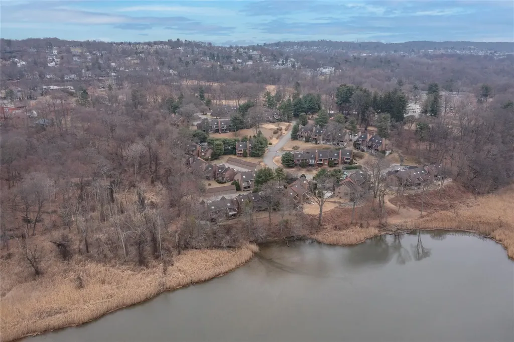 1010 Eagle Bay Drive Ossining NY 10562