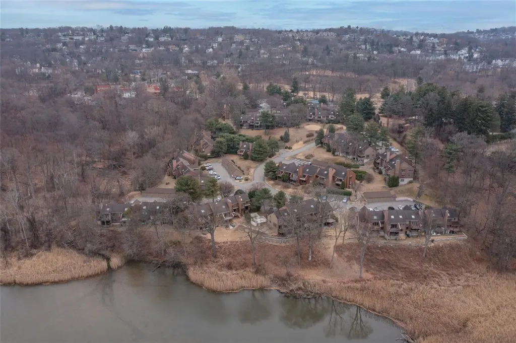 1010 Eagle Bay Drive Ossining NY 10562