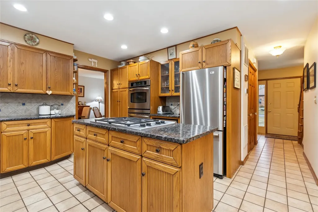 1 Loren Drive Poughkeepsie NY 12603