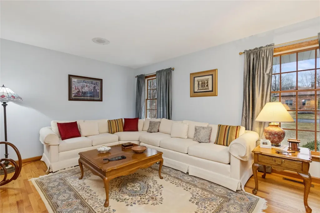 1 Loren Drive Poughkeepsie NY 12603