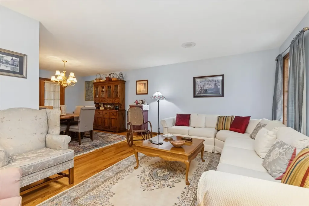 1 Loren Drive Poughkeepsie NY 12603