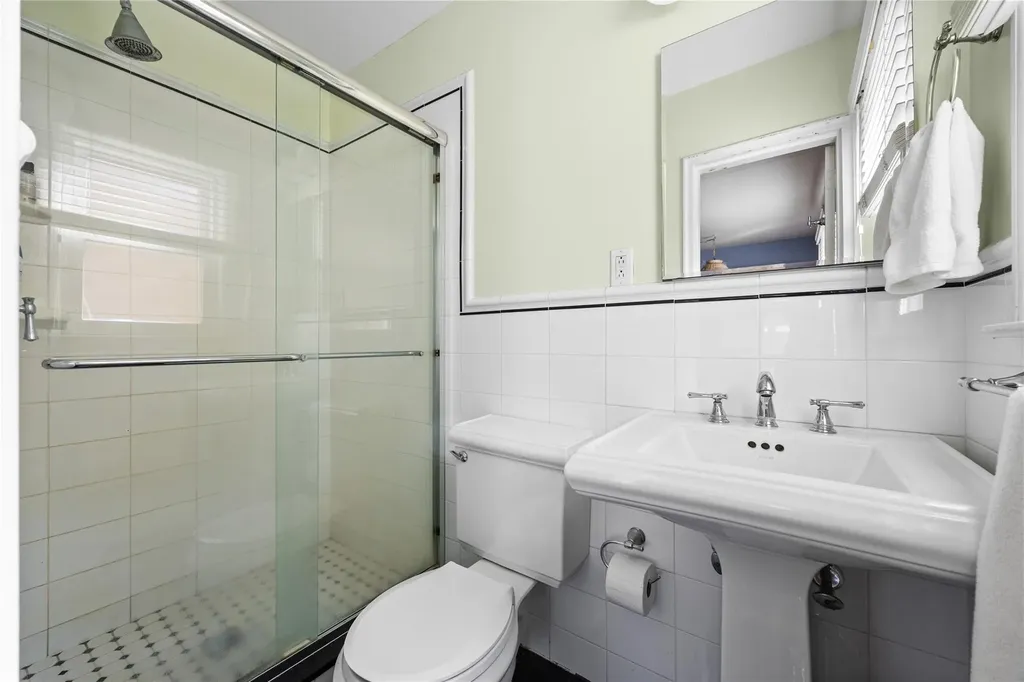 11 Beverly Road White Plains NY 10605