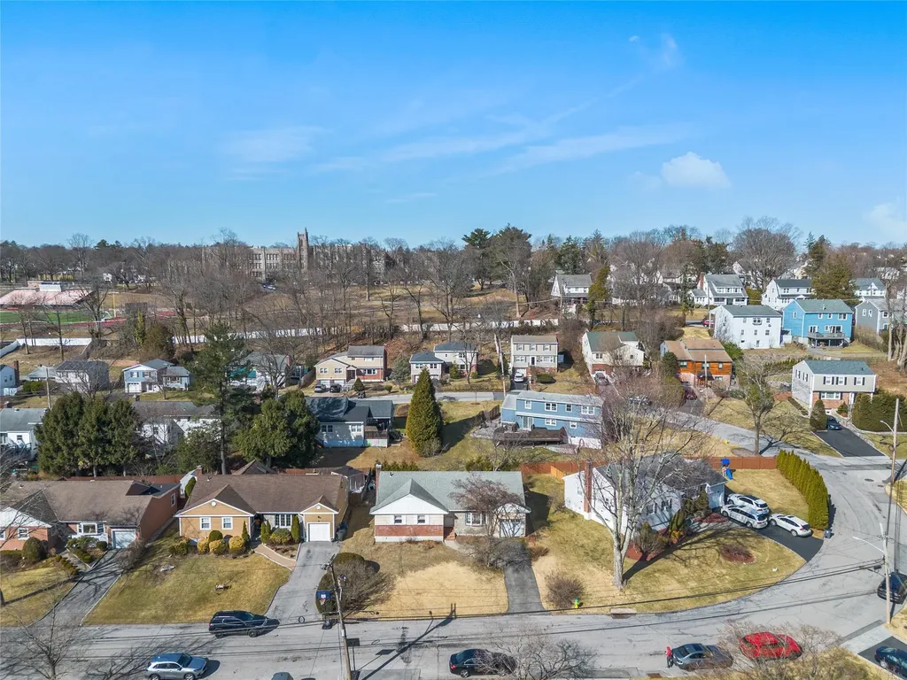 11 Beverly Road White Plains NY 10605