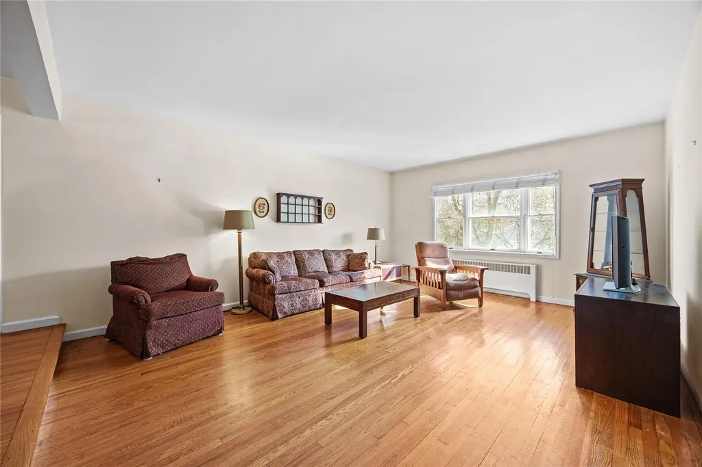 11 Beverly Road White Plains NY 10605