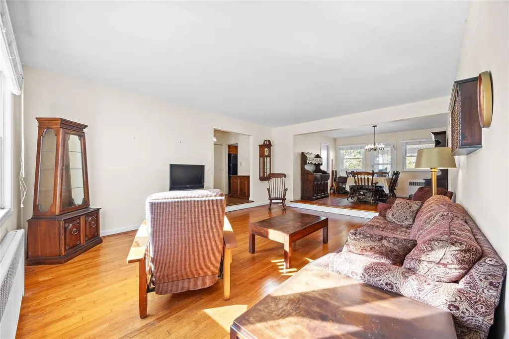 11 Beverly Road White Plains NY 10605