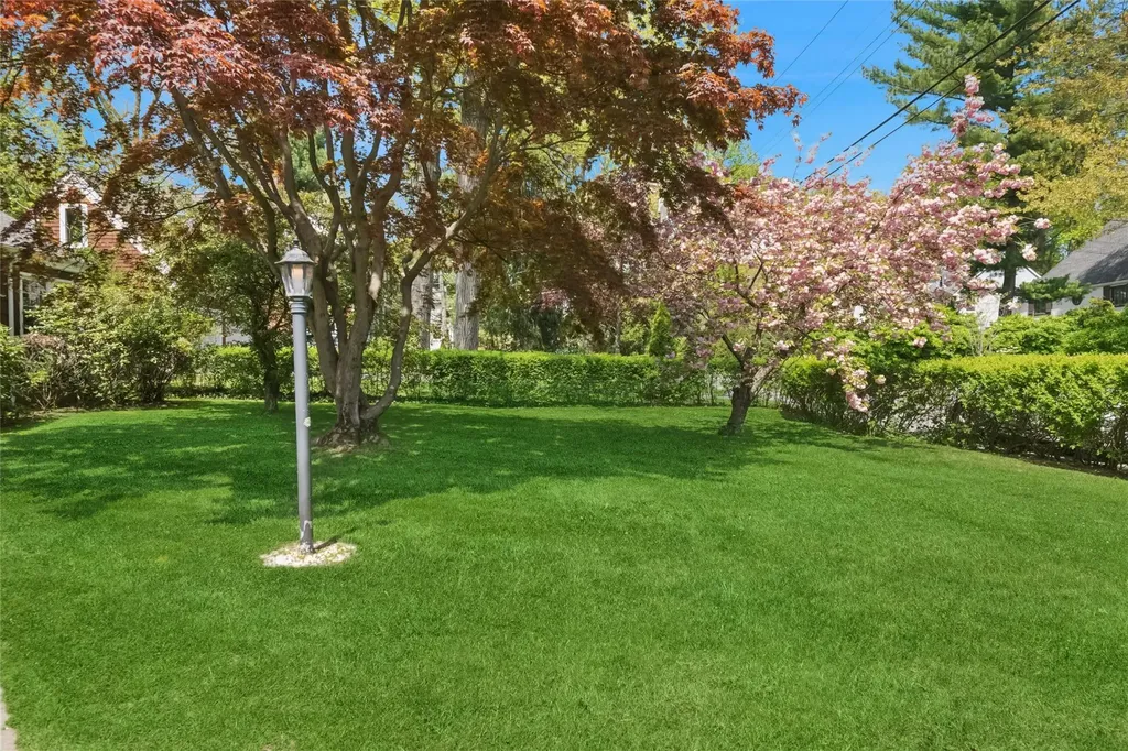 45 Richbell Road White Plains NY 10605