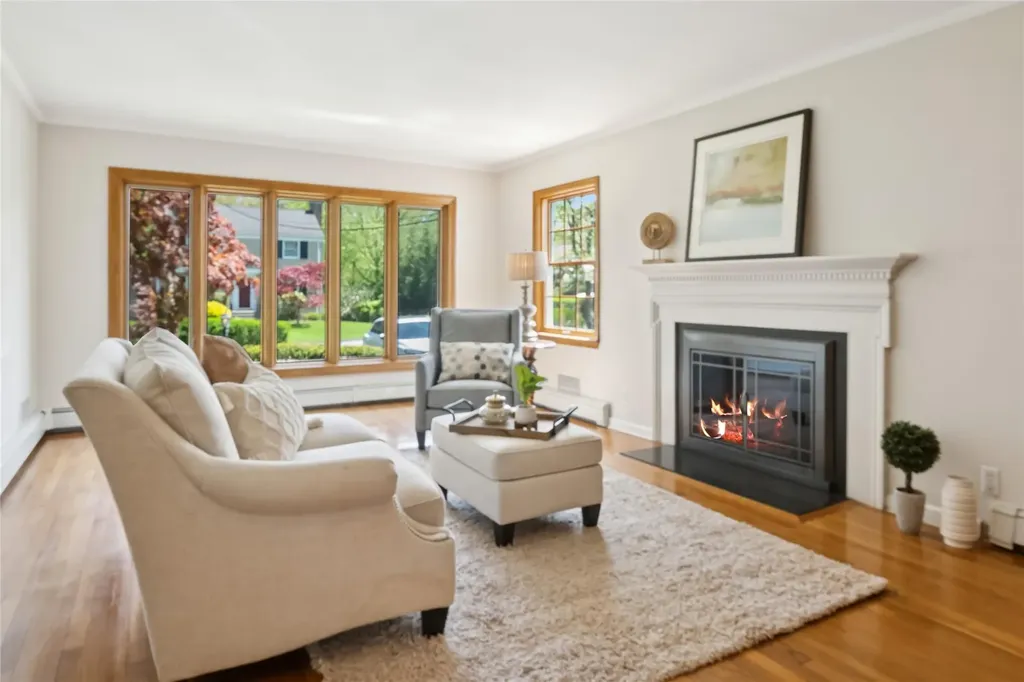 45 Richbell Road White Plains NY 10605