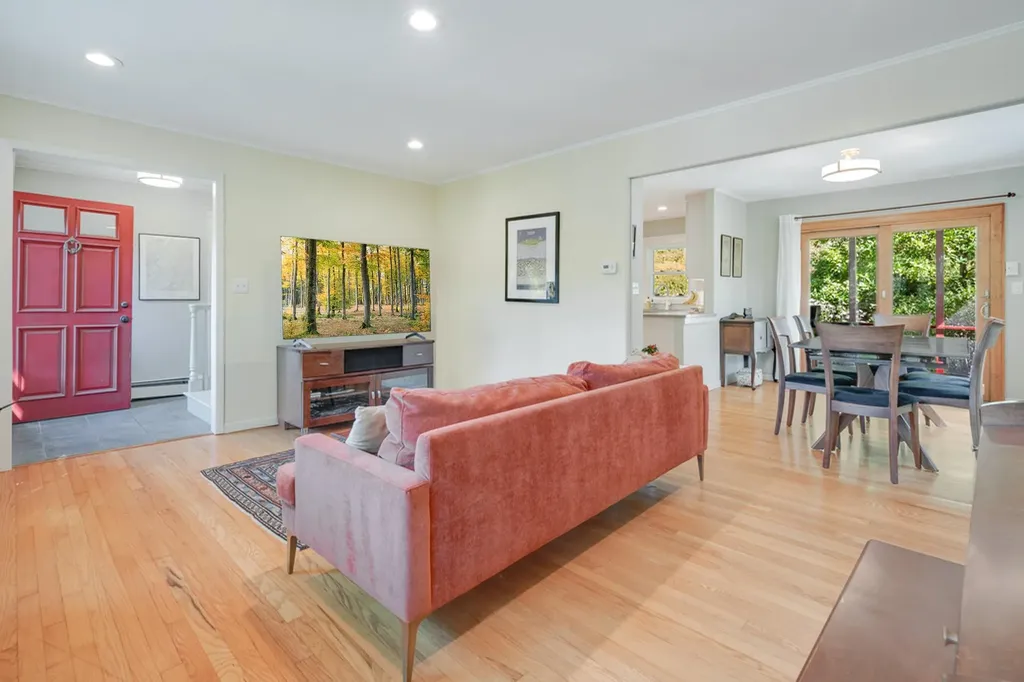 384 Old West Point Road W Garrison NY 10524