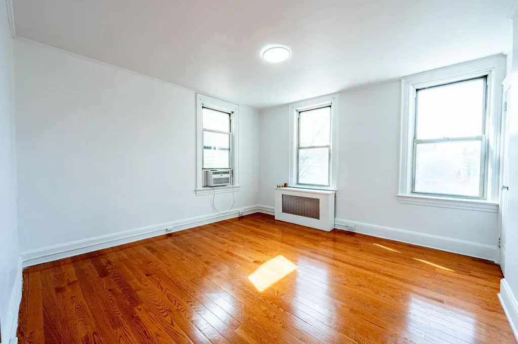 1736 Jarvis Avenue Bronx NY 10461