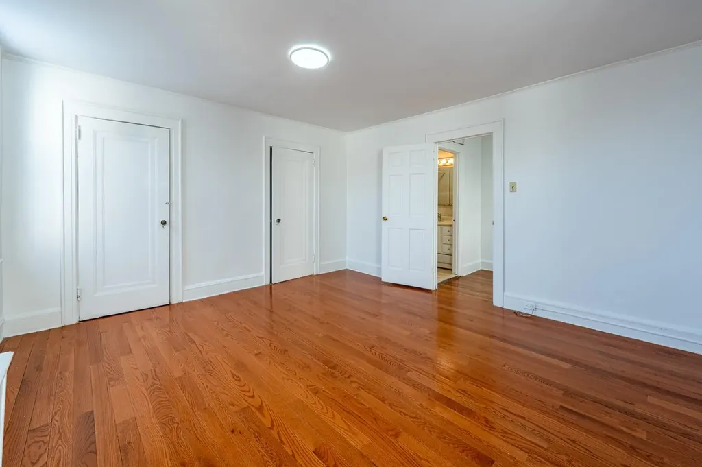 1736 Jarvis Avenue Bronx NY 10461