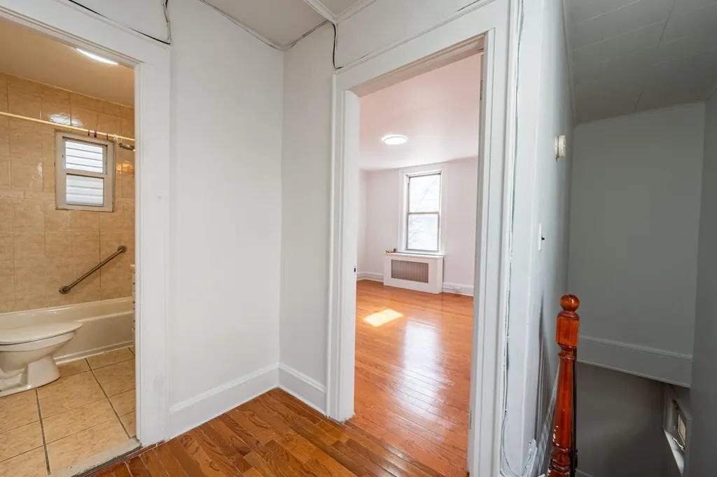 1736 Jarvis Avenue Bronx NY 10461