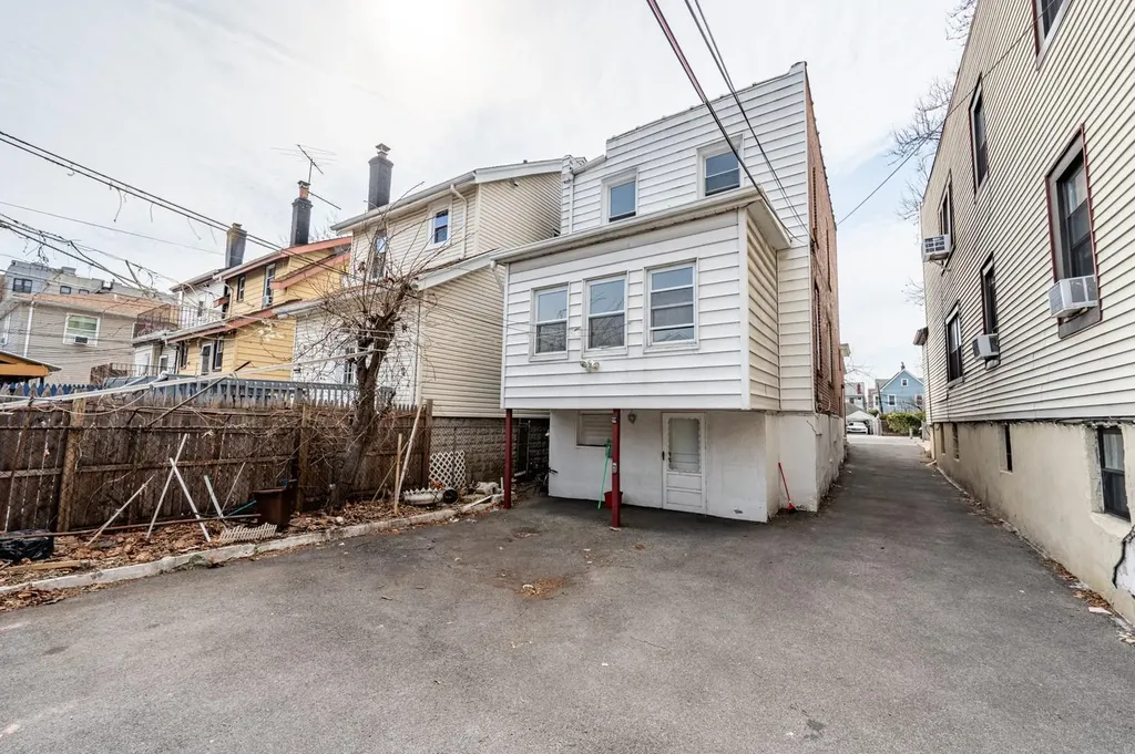 1736 Jarvis Avenue Bronx NY 10461