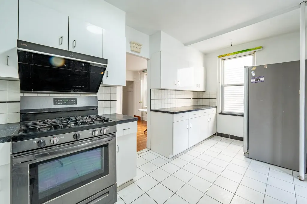 1736 Jarvis Avenue Bronx NY 10461