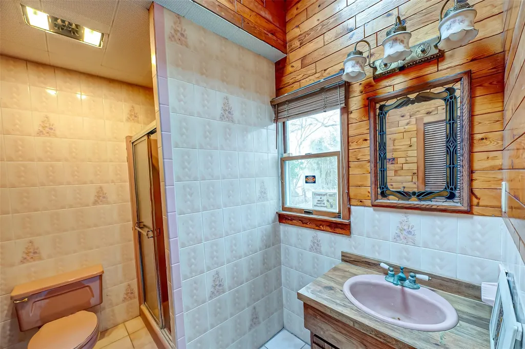 34 Hemlock Drive Mastic Beach NY 11951