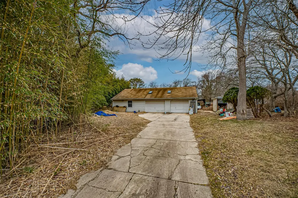 34 Hemlock Drive Mastic Beach NY 11951