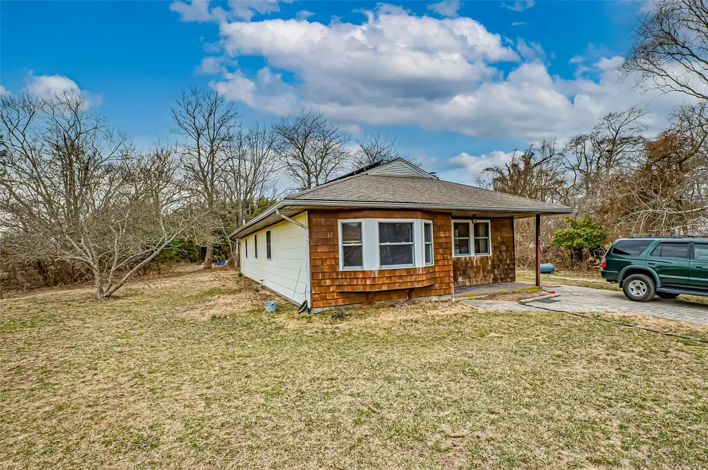 34 Hemlock Drive Mastic Beach NY 11951
