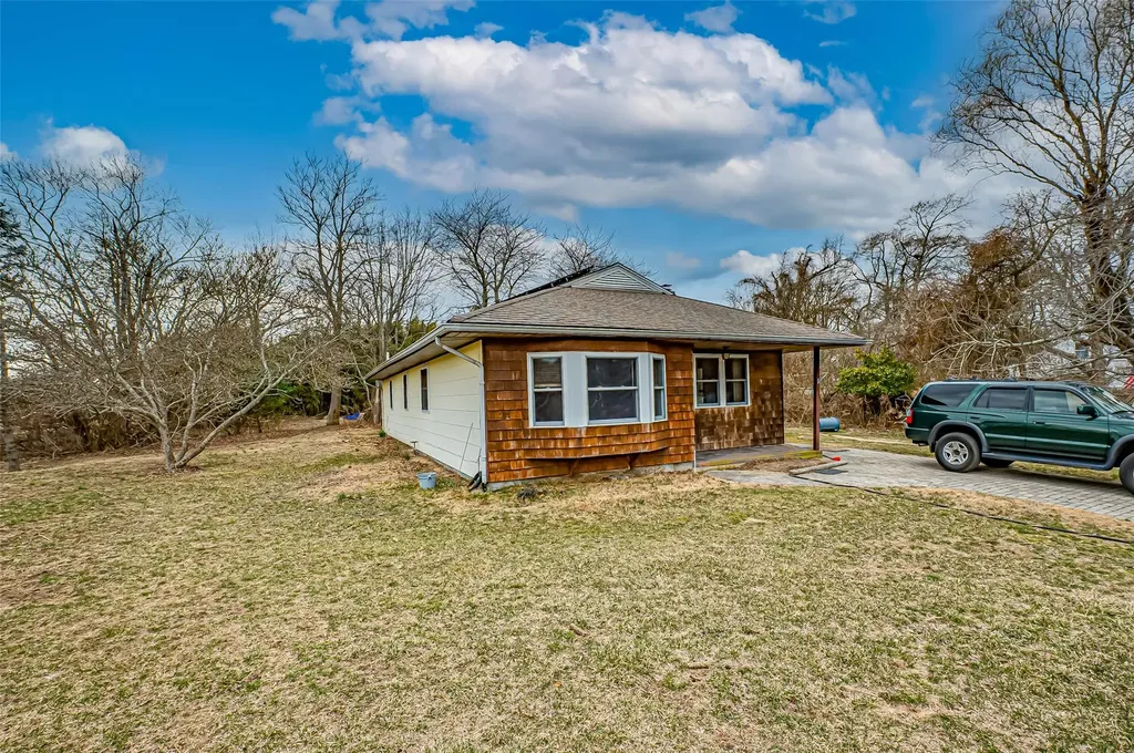 34 Hemlock Drive Mastic Beach NY 11951
