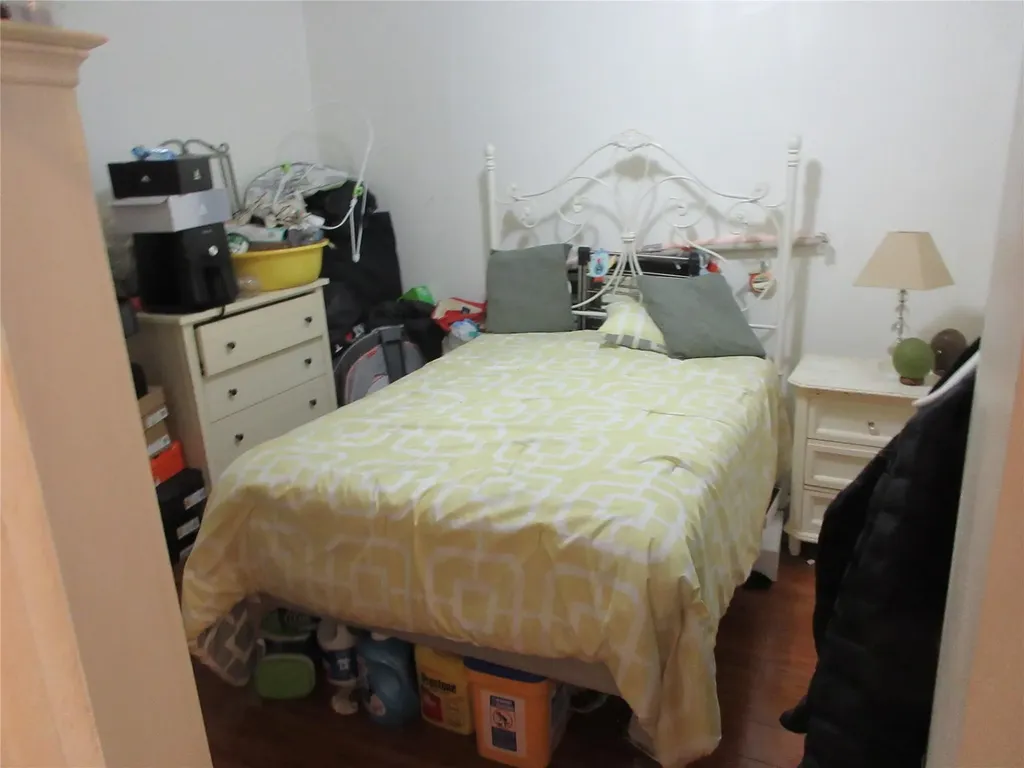 4104 Digney Avenue Bronx NY 10466