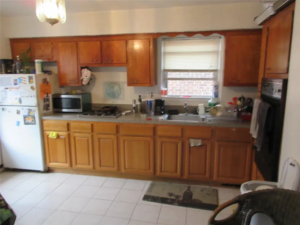 4104 Digney Avenue Bronx NY 10466