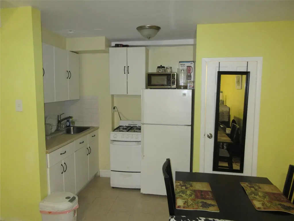 4104 Digney Avenue Bronx NY 10466