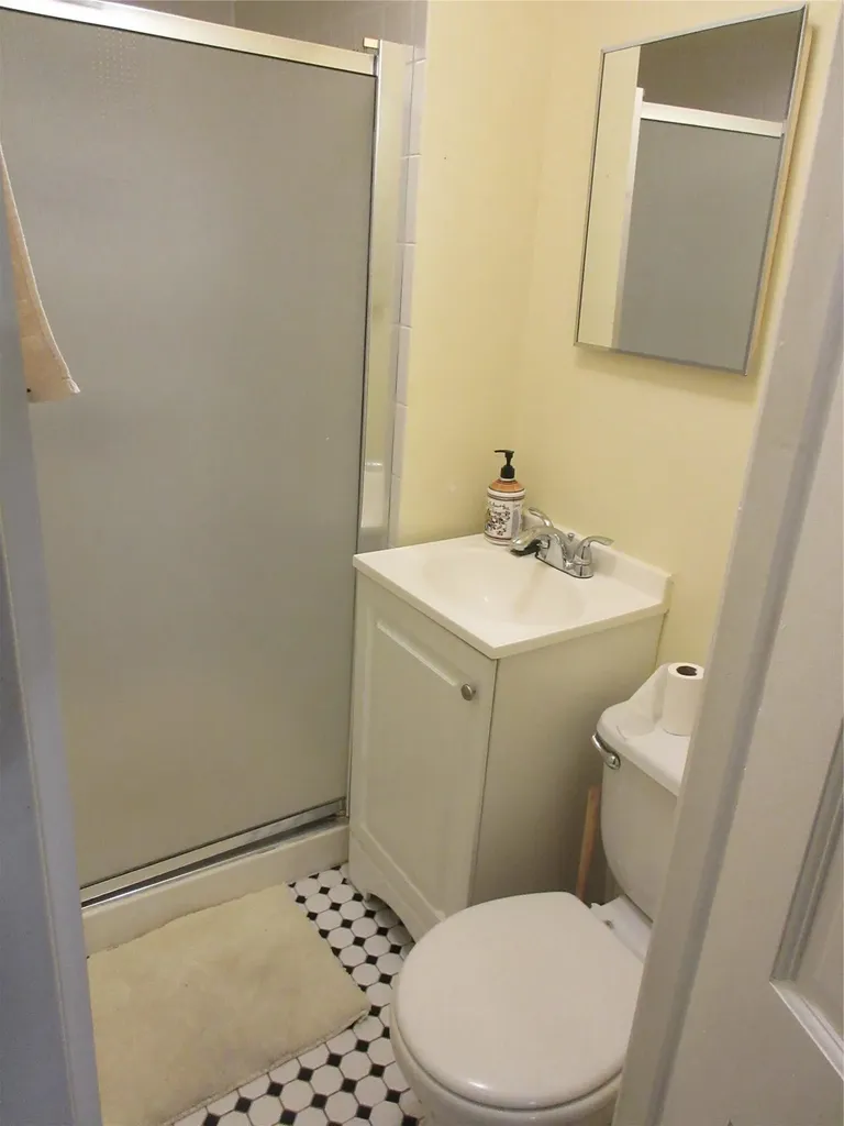 4104 Digney Avenue Bronx NY 10466