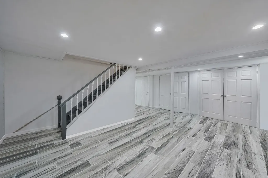 412 Foxhurst Road Oceanside NY 11572