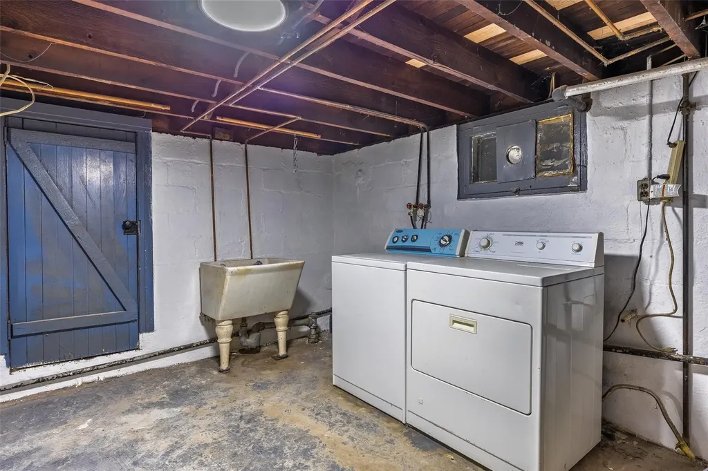 230 Oceanside Parkway Oceanside NY 11572
