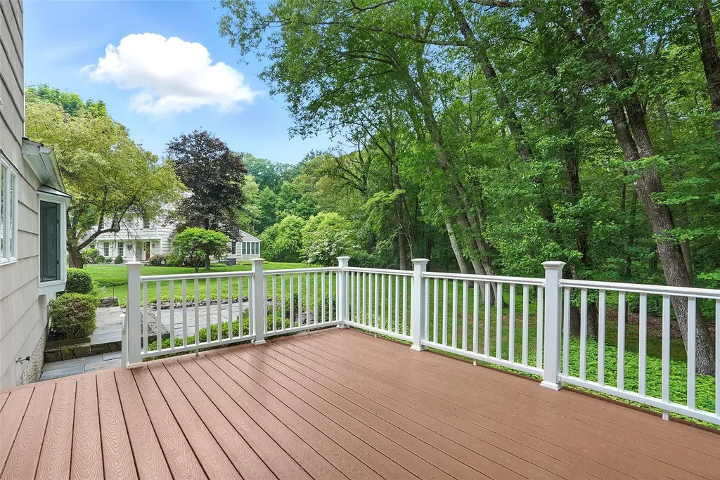 38 Appleby Drive Bedford NY 10506