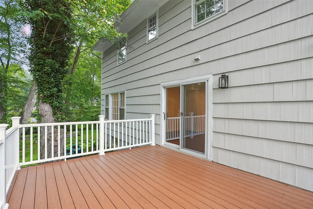 38 Appleby Drive Bedford NY 10506