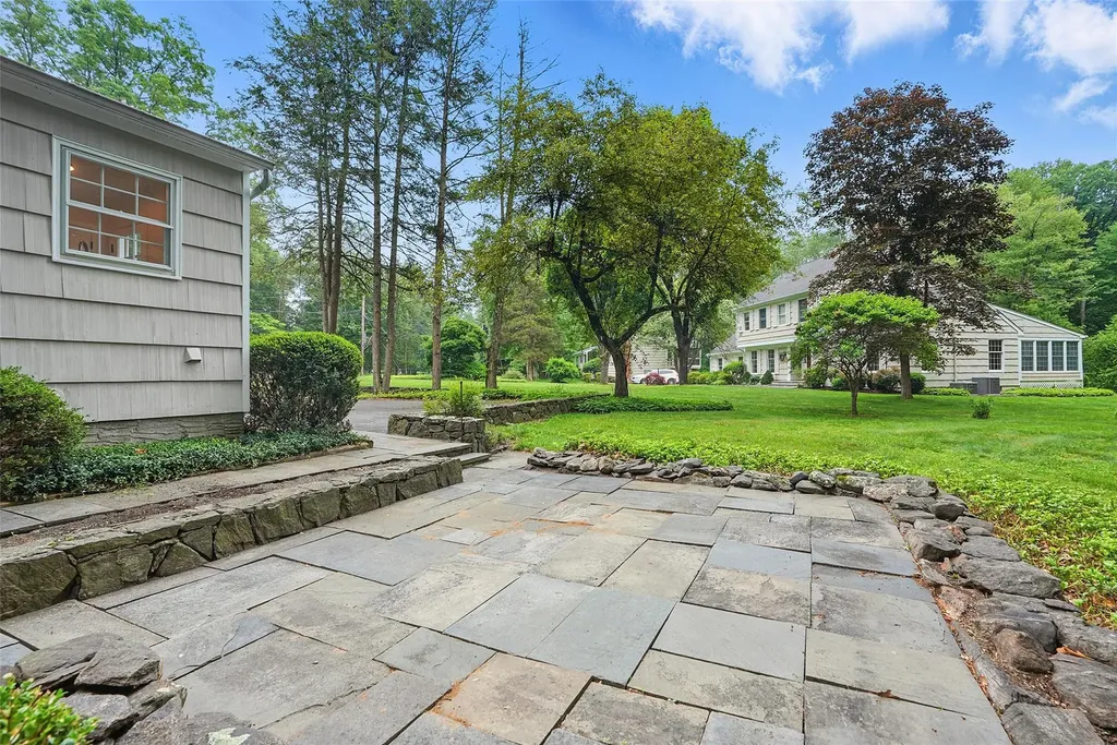 38 Appleby Drive Bedford NY 10506