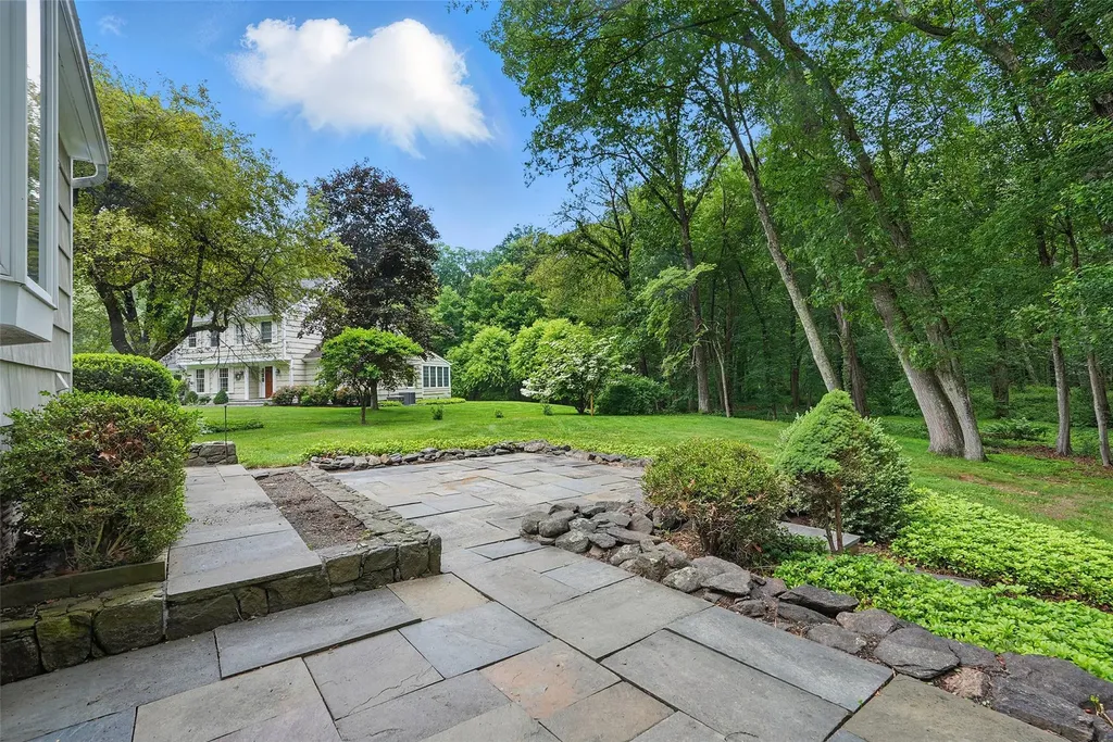 38 Appleby Drive Bedford NY 10506