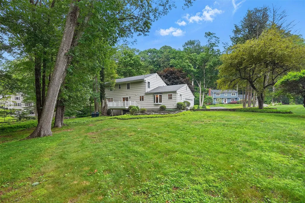 38 Appleby Drive Bedford NY 10506