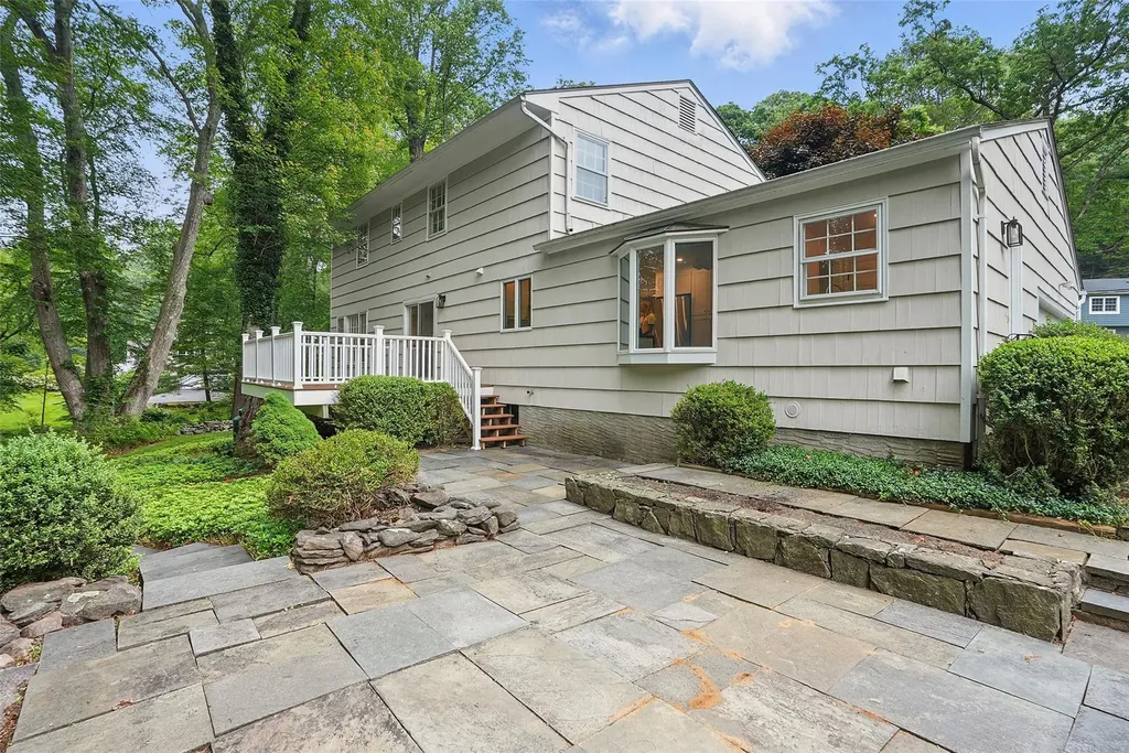 38 Appleby Drive Bedford NY 10506