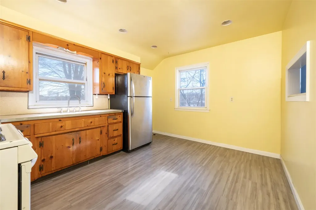 414 Heathcote Avenue Mamaroneck NY 10543
